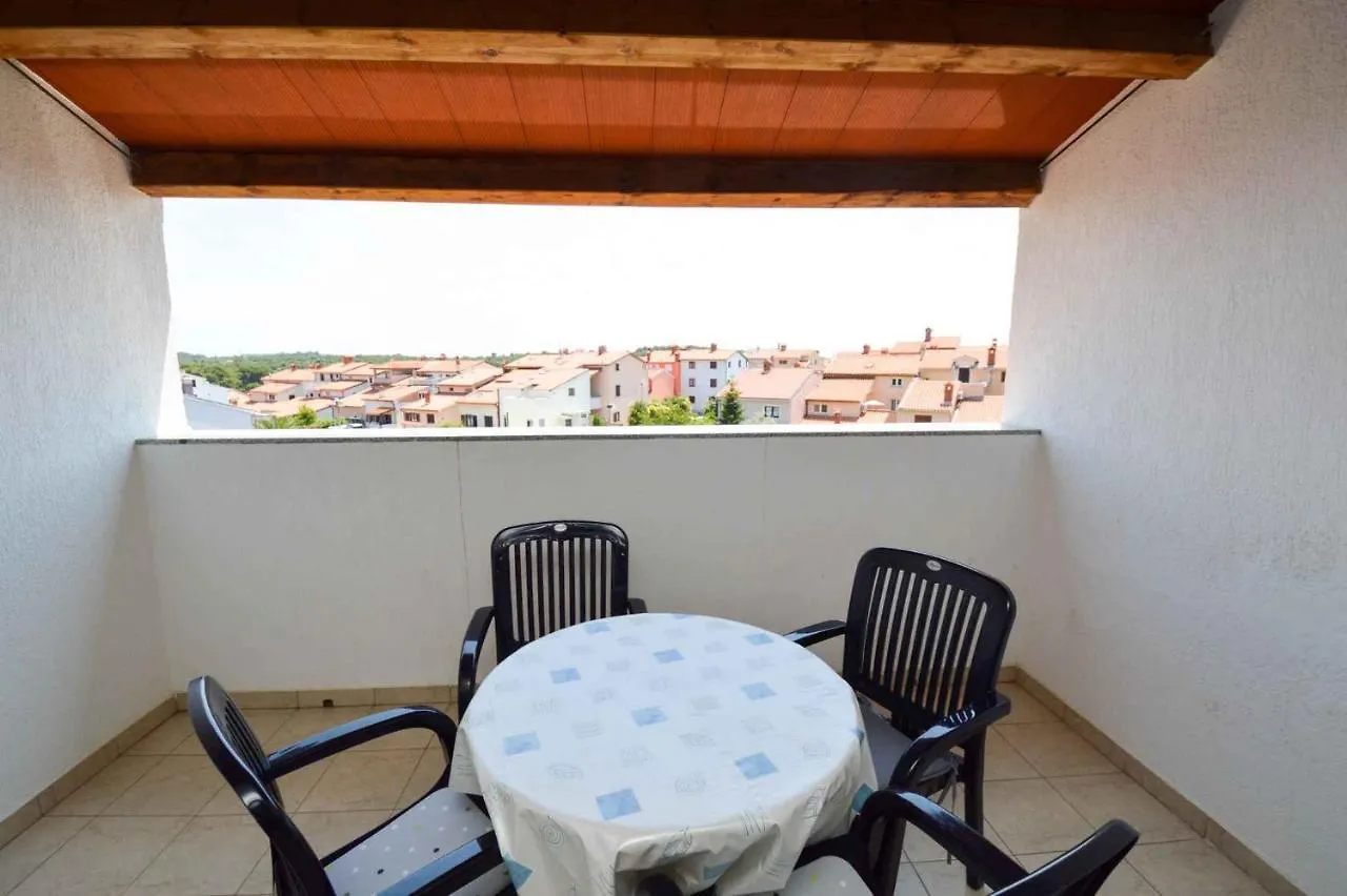 Apartment In Pula/Istrien 11443
