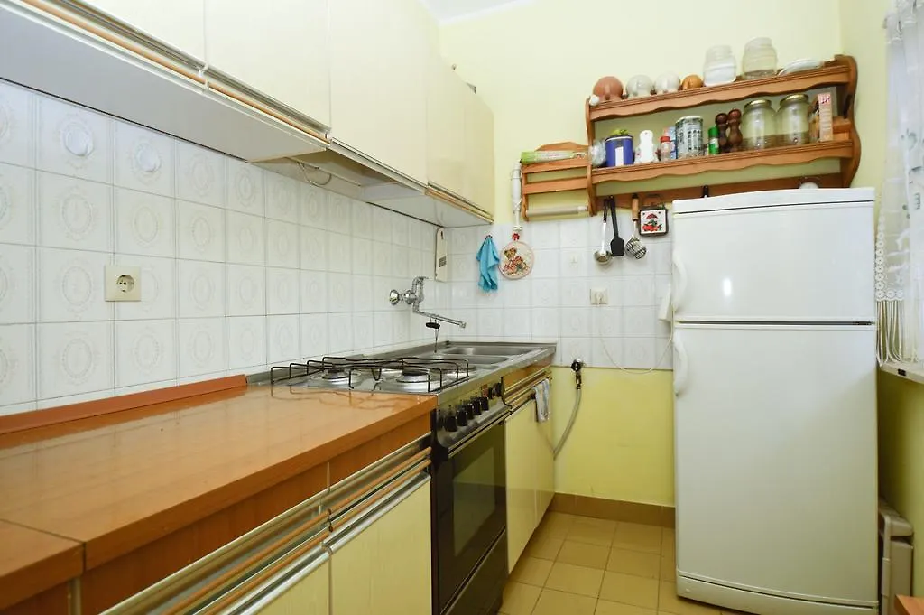 Apartment In Pula/Istrien 11443