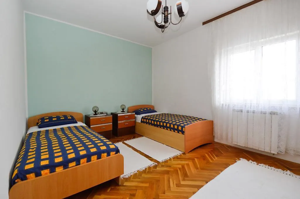 Apartment In Pula/Istrien 11443 Veruda 0*,